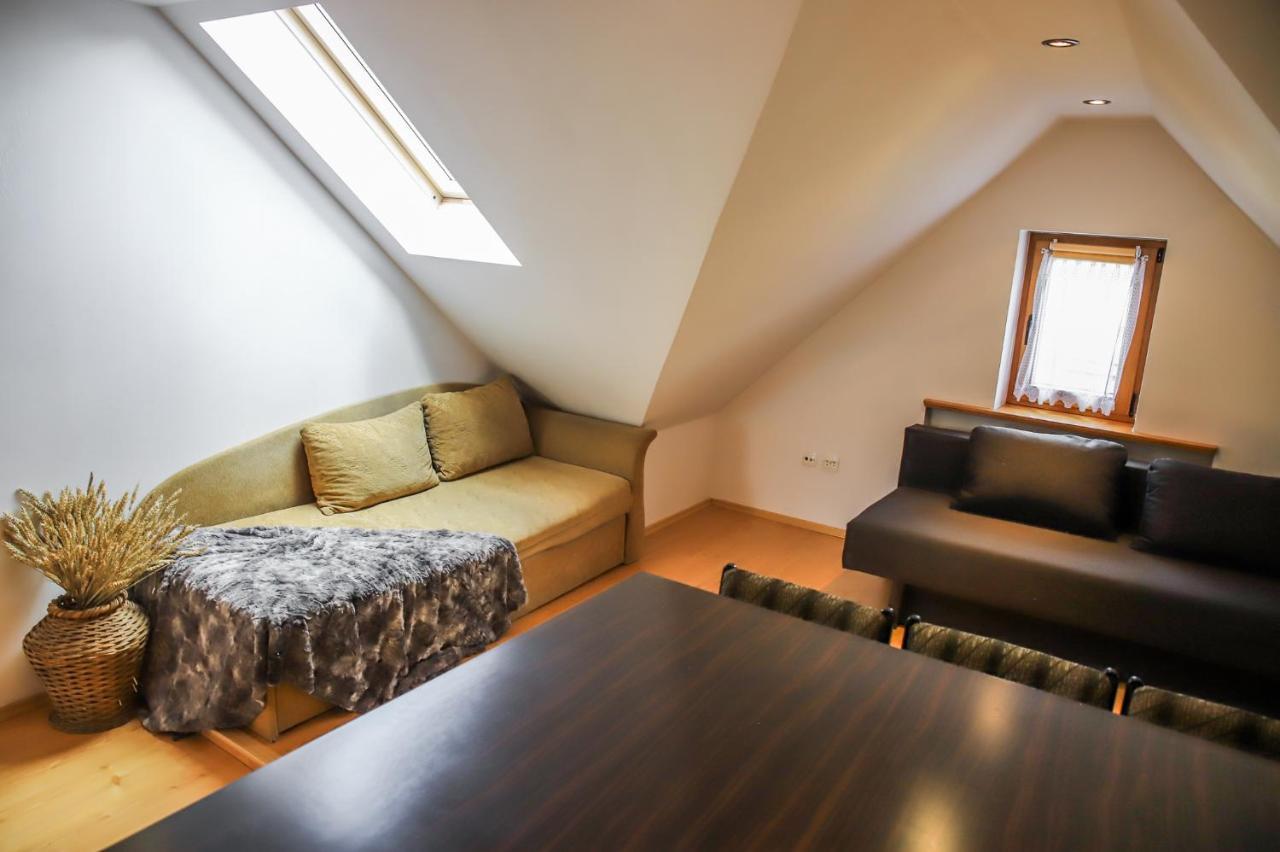 Lovely Apartment In City Center Of Jelenia Gora. Esterno foto
