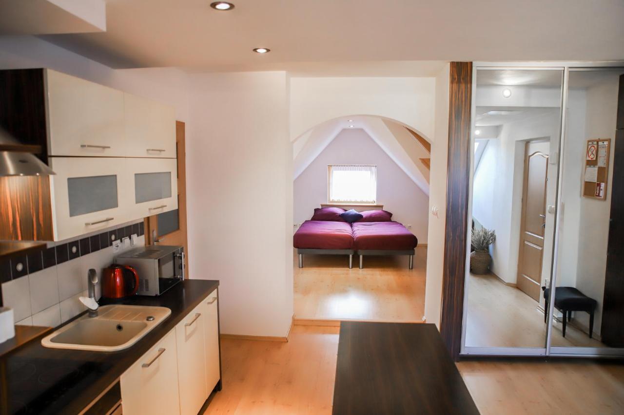 Lovely Apartment In City Center Of Jelenia Gora. Esterno foto