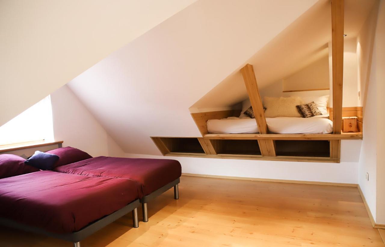 Lovely Apartment In City Center Of Jelenia Gora. Esterno foto